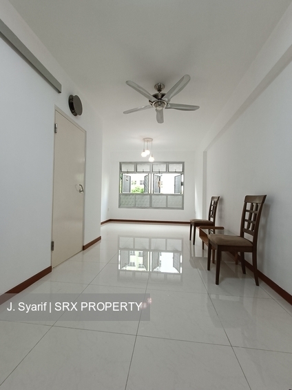 Yishun Avenue 4 thumbnail photo